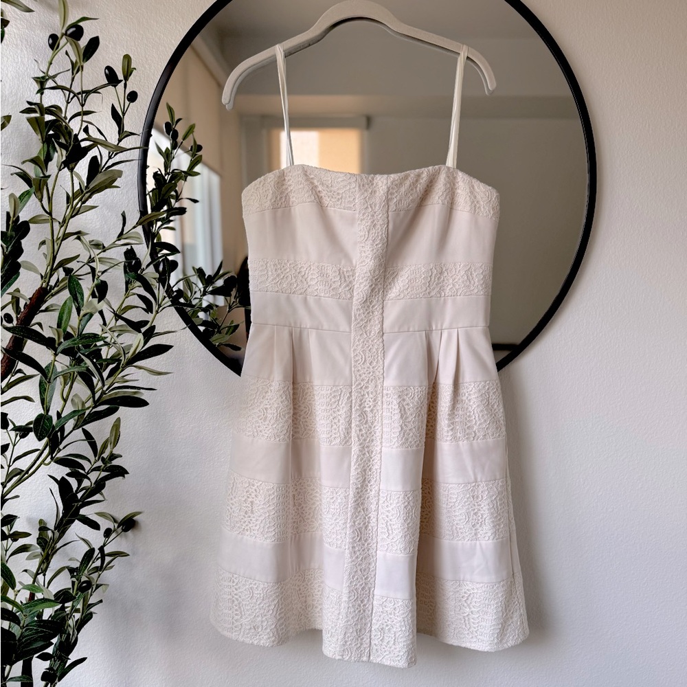 BCBGMAXAZRIA Elegant Cream Beige Strapless Cocktail Party Dress, Women’s 12